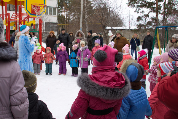 Новогодний праздник двора 2015