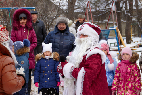 Новогодний праздник двора 2016