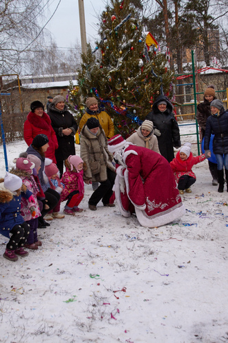 Новогодний праздник двора 2016