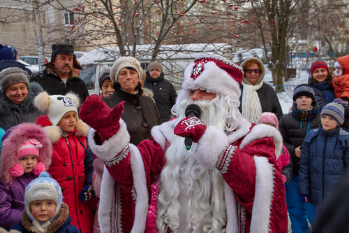 Новогодний праздник двора 2016