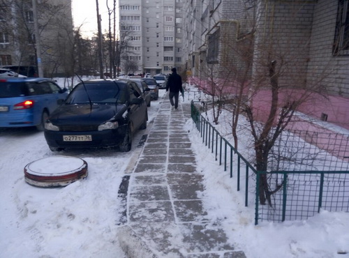 Уборка снега. Декабрь 2016.