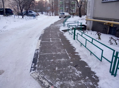 Уборка снега. Декабрь 2016.