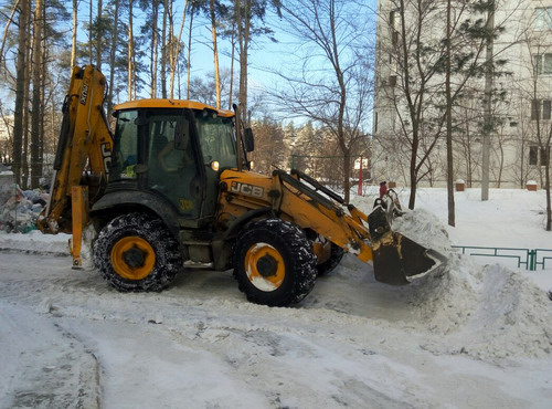 Уборка снега. Январь 2017.